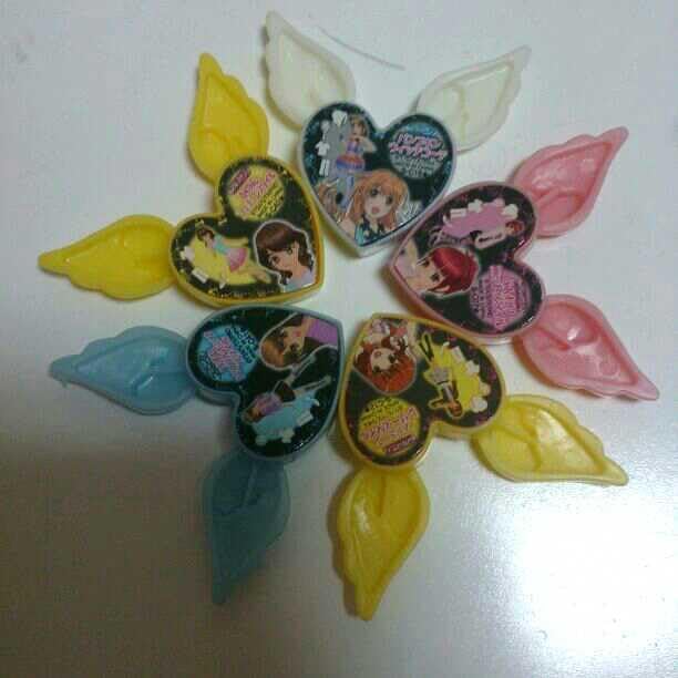 プリティーリズム プリズムストーン 羽根付き リボン付き 63個 Amazon